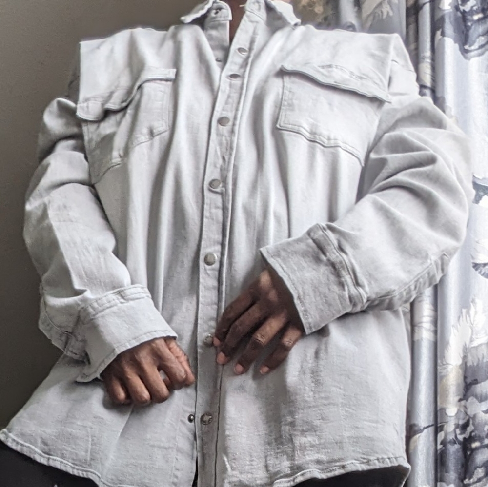 Denim jacket - Picture 1 of 5